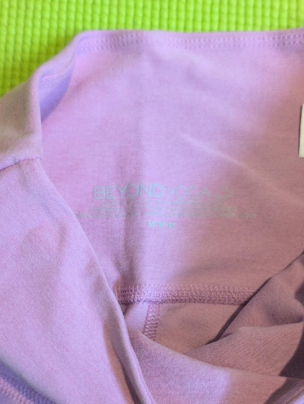 NWT Beyond Yoga Pink Leggings - Picture 6 of 8